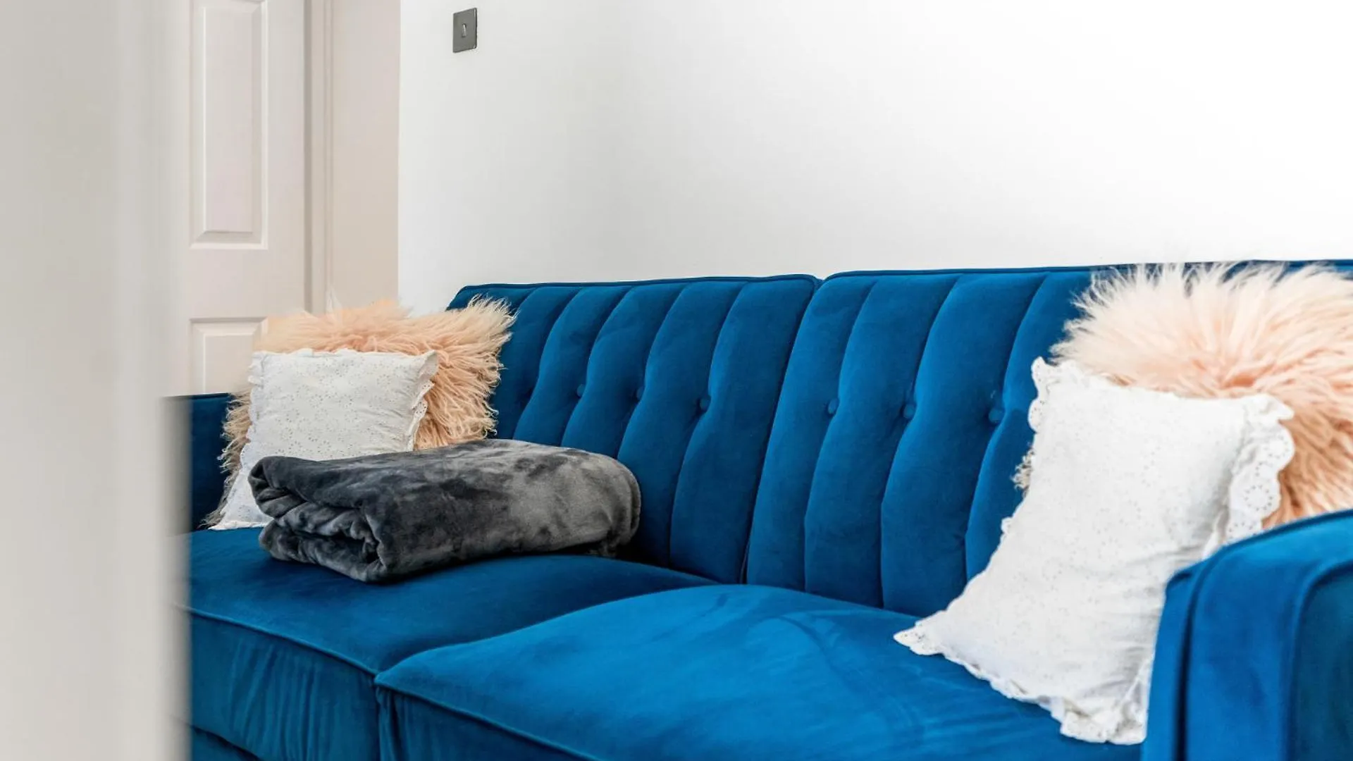 Apartment Relax And Explore - Serene Garden Next To Seafront Brighton United Kingdom